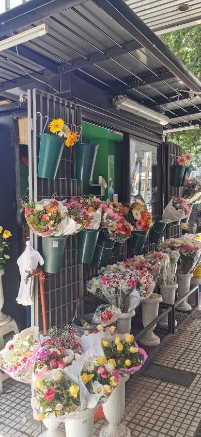 Ferienwohnung 2 Ambientes En Almagro En Av Corrientes Para 2 Personas Buenos Aires Exterior foto